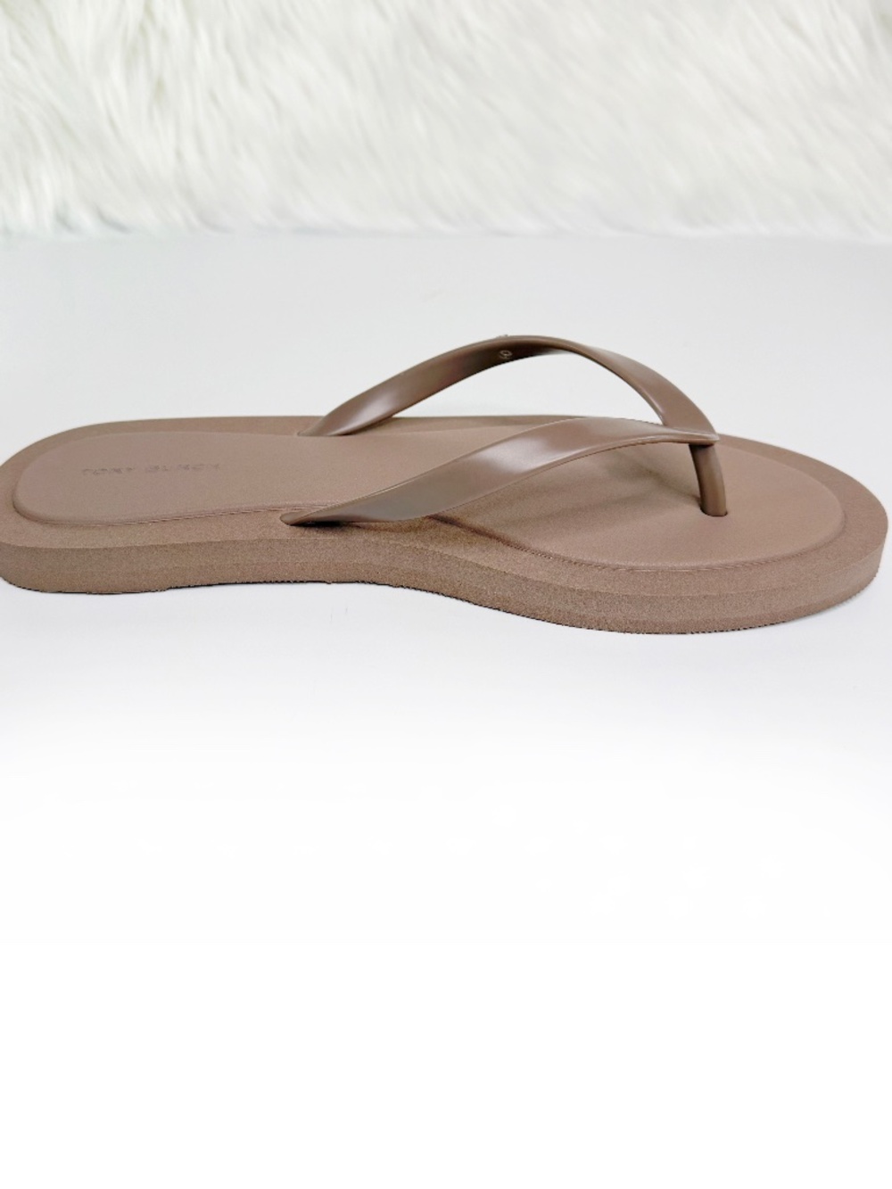 Tory Burch Women's Kira Padded Flip Flop - Mountain Gray - Picture 4 of 8